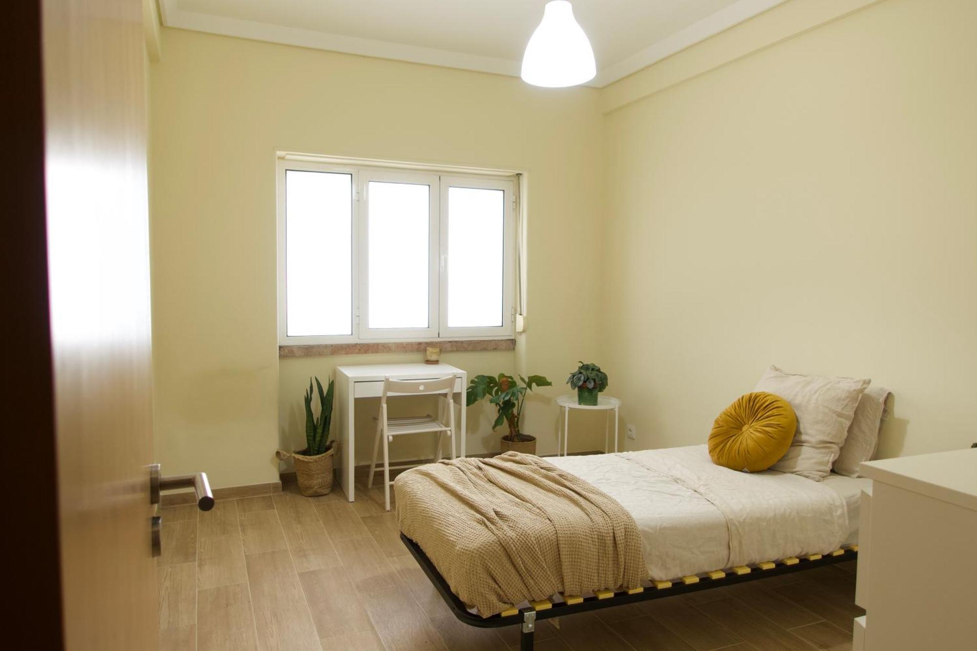 Alvalade Coliving Hub Apartment Lisbon Luaran gambar